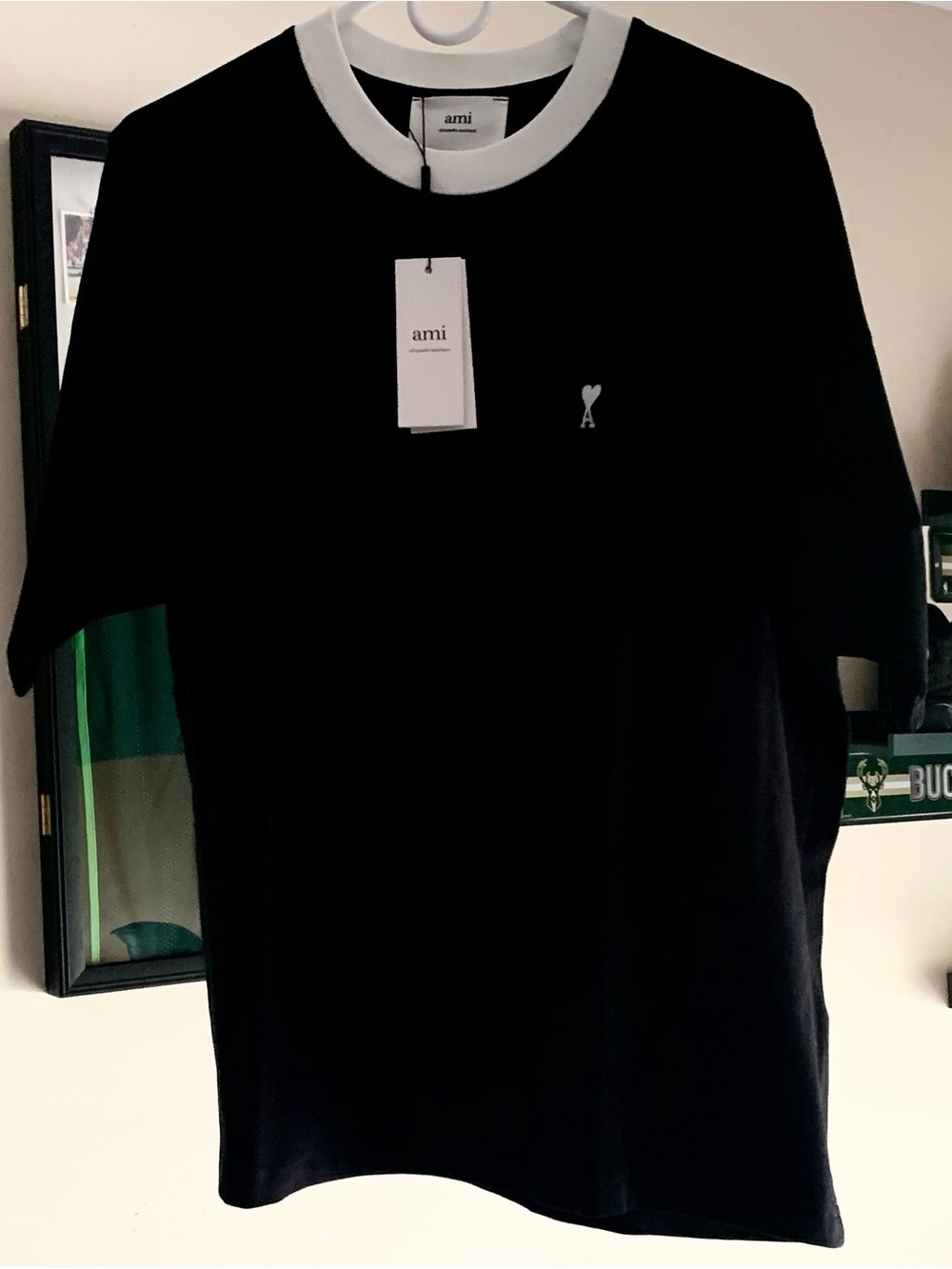 Ami Black Short-Sleeve Crewneck Tee with White Trim and Heart Logo